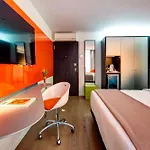Design F6 Genf