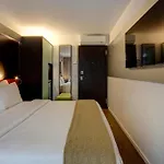 Hotel Design F6 3*