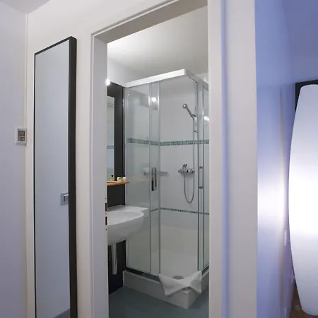 Design F6 Hotel Geneva