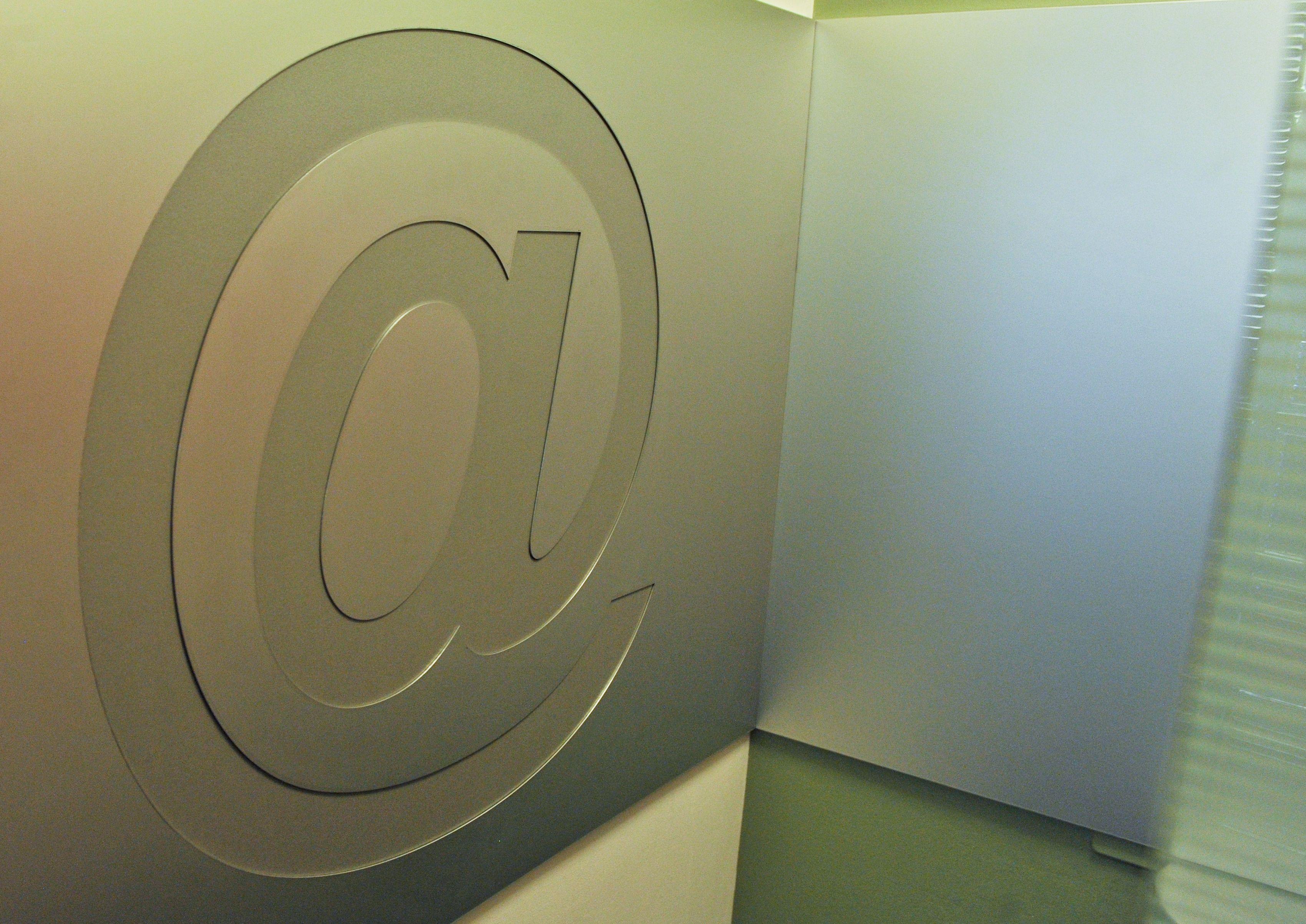 Design F6 3* Genève