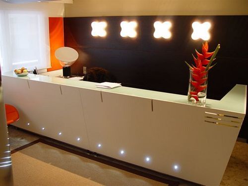 Design F6 3* Genf